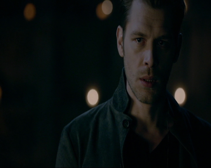 VampireDiaries-dot-nl_TheOriginals4x09QueenDeath1434.jpg