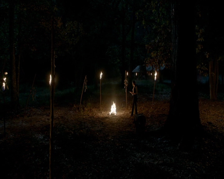 VampireDiaries-dot-nl_TheOriginals4x09QueenDeath1441.jpg VampireDiaries-dot-nl_TheOriginals4x09QueenDeath1441.jpg
