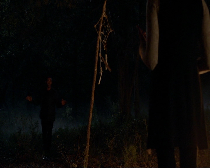VampireDiaries-dot-nl_TheOriginals4x09QueenDeath1454.jpg