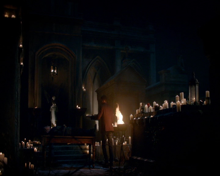 VampireDiaries-dot-nl_TheOriginals4x09QueenDeath1511.jpg VampireDiaries-dot-nl_TheOriginals4x09QueenDeath1511.jpg