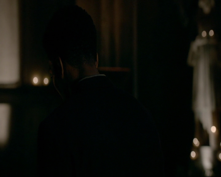 VampireDiaries-dot-nl_TheOriginals4x09QueenDeath1522.jpg VampireDiaries-dot-nl_TheOriginals4x09QueenDeath1522.jpg