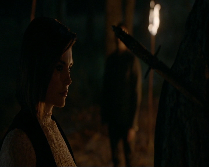 VampireDiaries-dot-nl_TheOriginals4x09QueenDeath1532.jpg