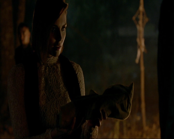 VampireDiaries-dot-nl_TheOriginals4x09QueenDeath1571.jpg VampireDiaries-dot-nl_TheOriginals4x09QueenDeath1571.jpg