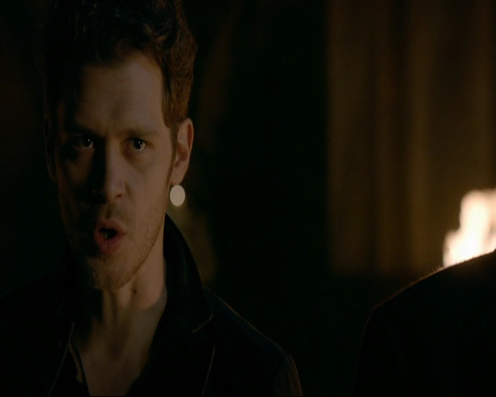 VampireDiaries-dot-nl_TheOriginals4x09QueenDeath1602.jpg
