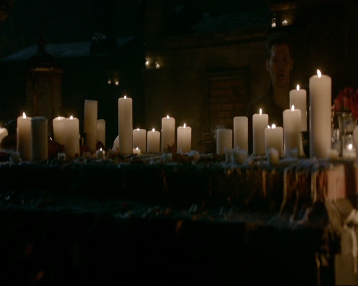 VampireDiaries-dot-nl_TheOriginals4x09QueenDeath1609.jpg