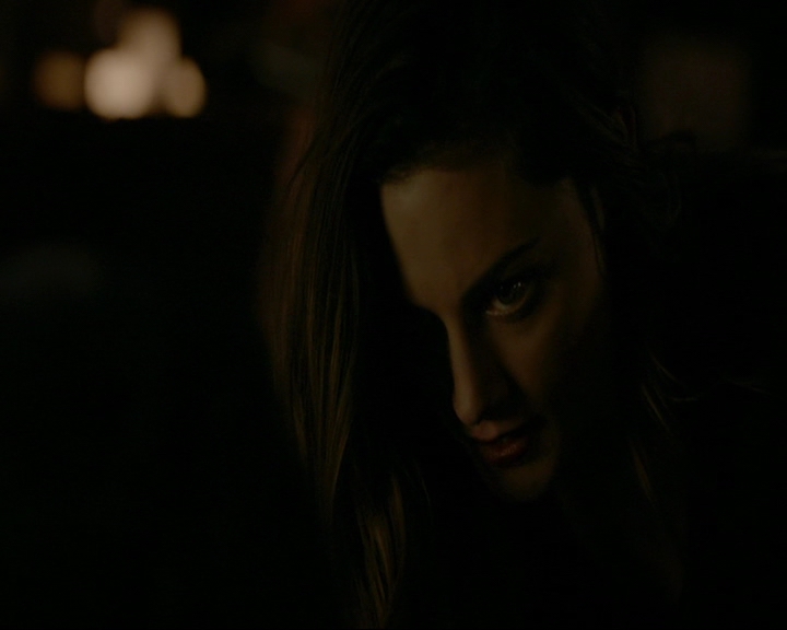 VampireDiaries-dot-nl_TheOriginals4x09QueenDeath1722.jpg
