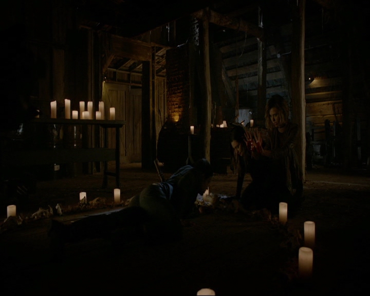 VampireDiaries-dot-nl_TheOriginals4x09QueenDeath1732.jpg VampireDiaries-dot-nl_TheOriginals4x09QueenDeath1732.jpg