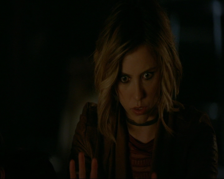 VampireDiaries-dot-nl_TheOriginals4x09QueenDeath1756.jpg