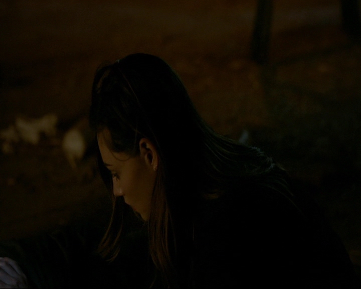 VampireDiaries-dot-nl_TheOriginals4x09QueenDeath1916.jpg VampireDiaries-dot-nl_TheOriginals4x09QueenDeath1916.jpg