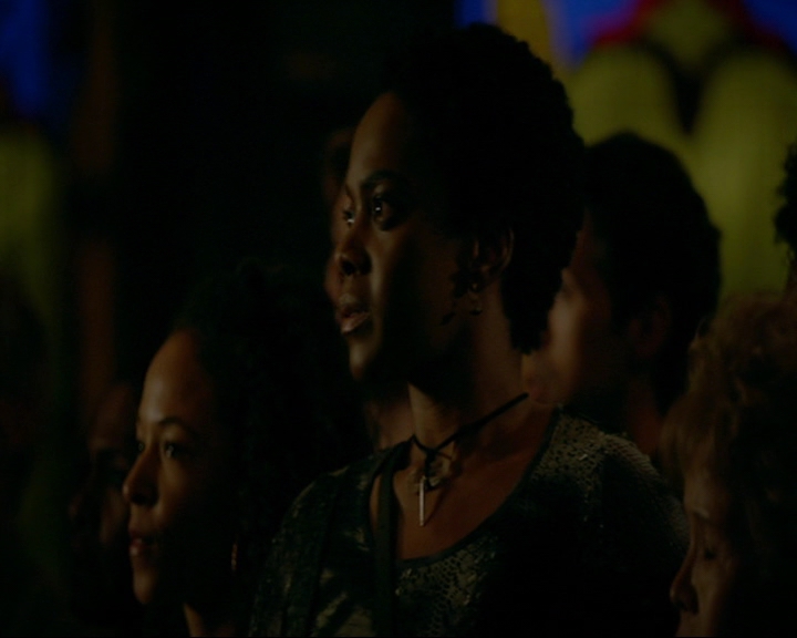 VampireDiaries-dot-nl_TheOriginals4x09QueenDeath1935.jpg VampireDiaries-dot-nl_TheOriginals4x09QueenDeath1935.jpg