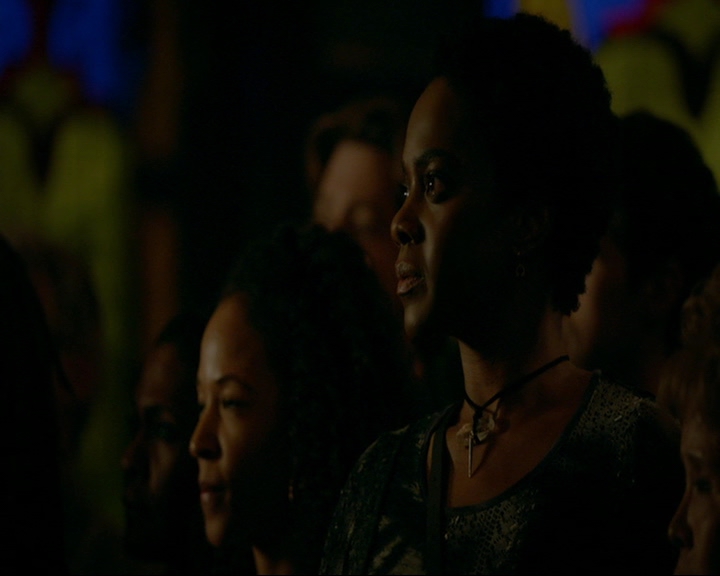 VampireDiaries-dot-nl_TheOriginals4x09QueenDeath1936.jpg