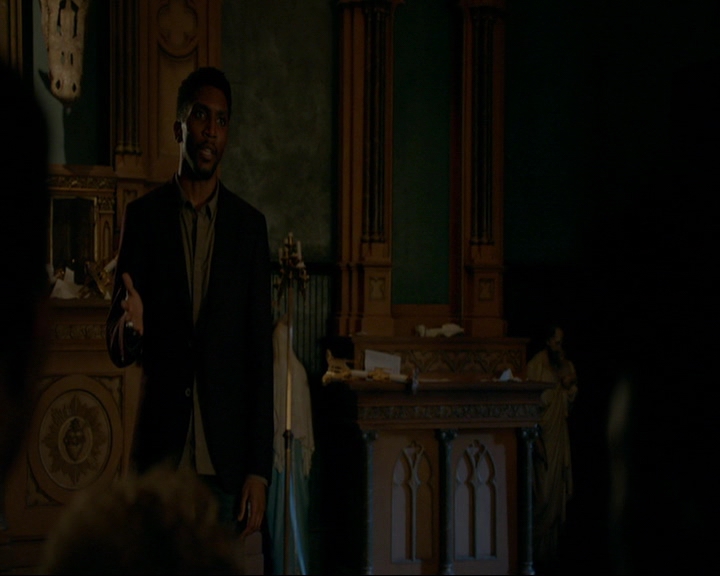 VampireDiaries-dot-nl_TheOriginals4x09QueenDeath1937.jpg VampireDiaries-dot-nl_TheOriginals4x09QueenDeath1937.jpg