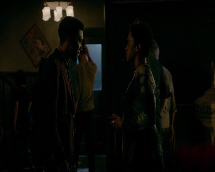 VampireDiaries-dot-nl_TheOriginals4x09QueenDeath1979.jpg VampireDiaries-dot-nl_TheOriginals4x09QueenDeath1979.jpg