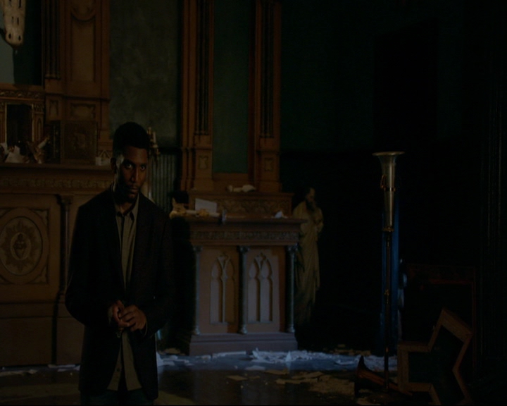 VampireDiaries-dot-nl_TheOriginals4x09QueenDeath2015.jpg VampireDiaries-dot-nl_TheOriginals4x09QueenDeath2015.jpg