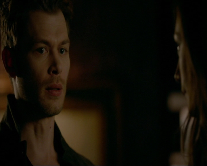 VampireDiaries-dot-nl_TheOriginals4x09QueenDeath2116.jpg VampireDiaries-dot-nl_TheOriginals4x09QueenDeath2116.jpg
