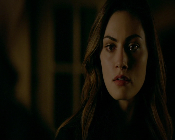 VampireDiaries-dot-nl_TheOriginals4x09QueenDeath2118.jpg VampireDiaries-dot-nl_TheOriginals4x09QueenDeath2118.jpg