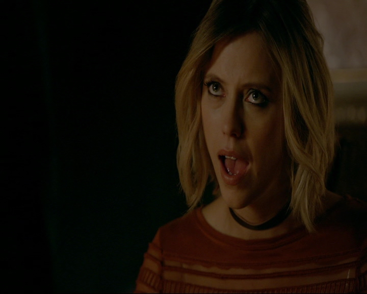 VampireDiaries-dot-nl_TheOriginals4x09QueenDeath2119.jpg