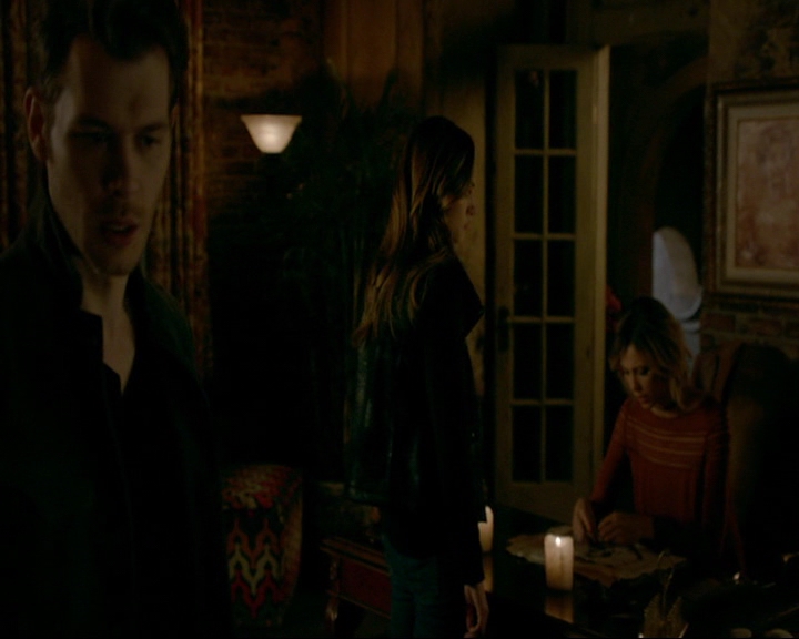 VampireDiaries-dot-nl_TheOriginals4x09QueenDeath2123.jpg VampireDiaries-dot-nl_TheOriginals4x09QueenDeath2123.jpg