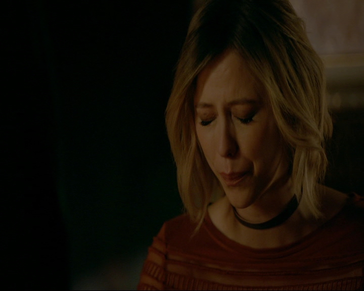 VampireDiaries-dot-nl_TheOriginals4x09QueenDeath2136.jpg VampireDiaries-dot-nl_TheOriginals4x09QueenDeath2136.jpg