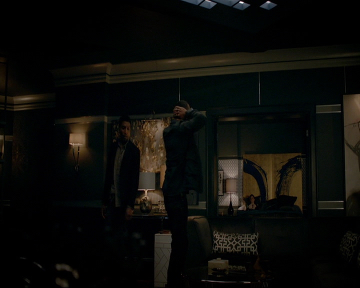 VampireDiaries-dot-nl_TheOriginals4x09QueenDeath2221.jpg VampireDiaries-dot-nl_TheOriginals4x09QueenDeath2221.jpg