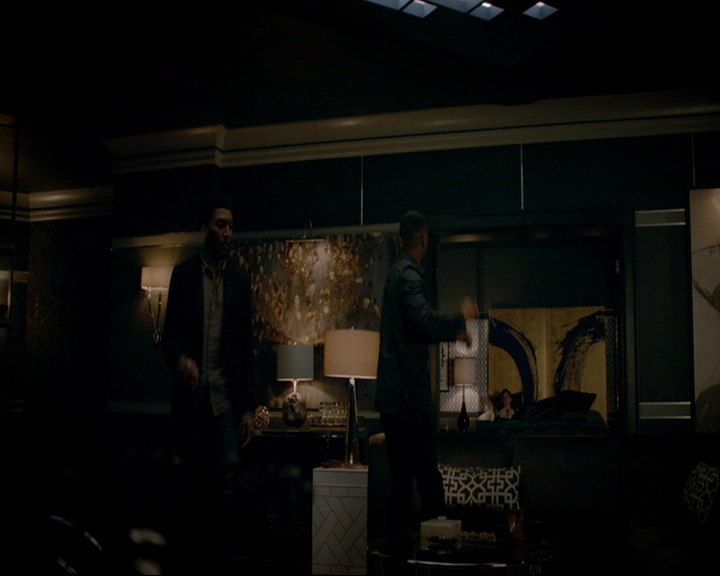 VampireDiaries-dot-nl_TheOriginals4x09QueenDeath2222.jpg VampireDiaries-dot-nl_TheOriginals4x09QueenDeath2222.jpg