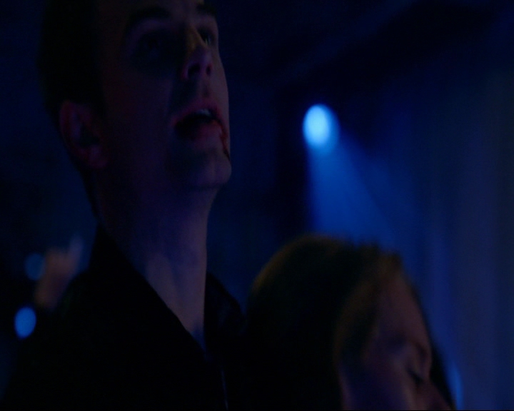 VampireDiaries-dot-nl_TheOriginals4x10Phantomesque0041.jpg