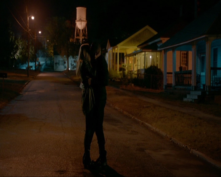 VampireDiariesWorld-dot-nl_TheOriginals4x11ASpiritThereThatWontBeBroken1830.jpg VampireDiariesWorld-dot-nl_TheOriginals4x11ASpiritThereThatWontBeBroken1830.jpg