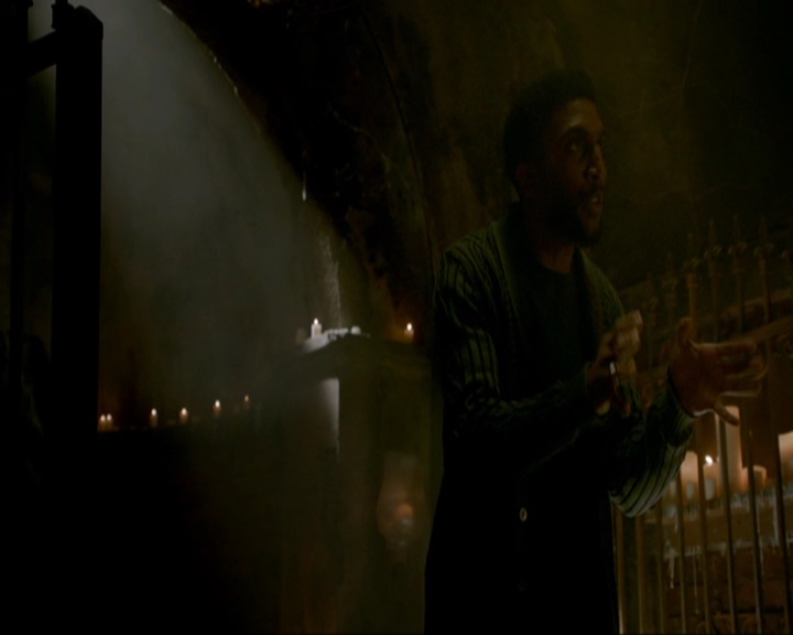 VampireDiariesWorld-dot-nl_TheOriginals4x12VoodooChild0654.jpg