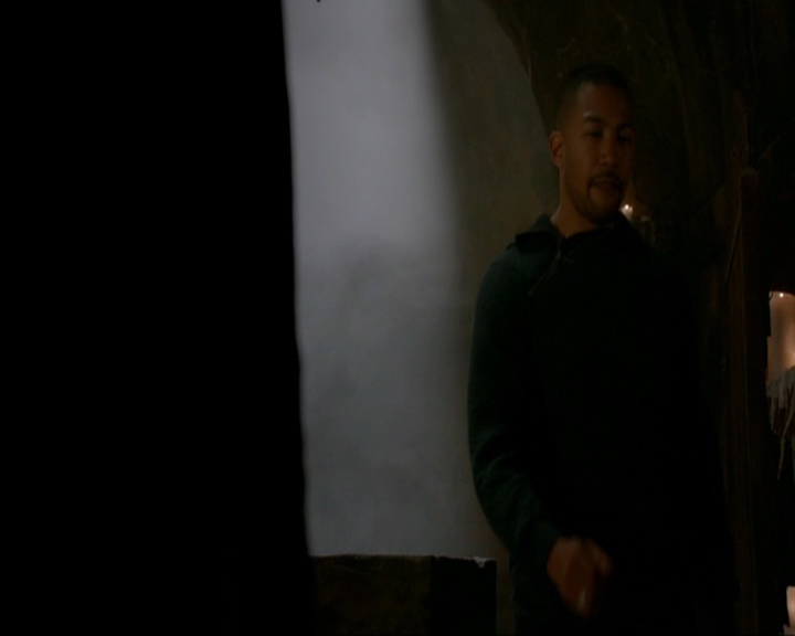 VampireDiariesWorld-dot-nl_TheOriginals4x12VoodooChild0827.jpg VampireDiariesWorld-dot-nl_TheOriginals4x12VoodooChild0827.jpg