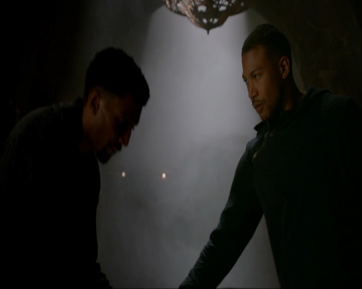 VampireDiariesWorld-dot-nl_TheOriginals4x12VoodooChild0833.jpg VampireDiariesWorld-dot-nl_TheOriginals4x12VoodooChild0833.jpg