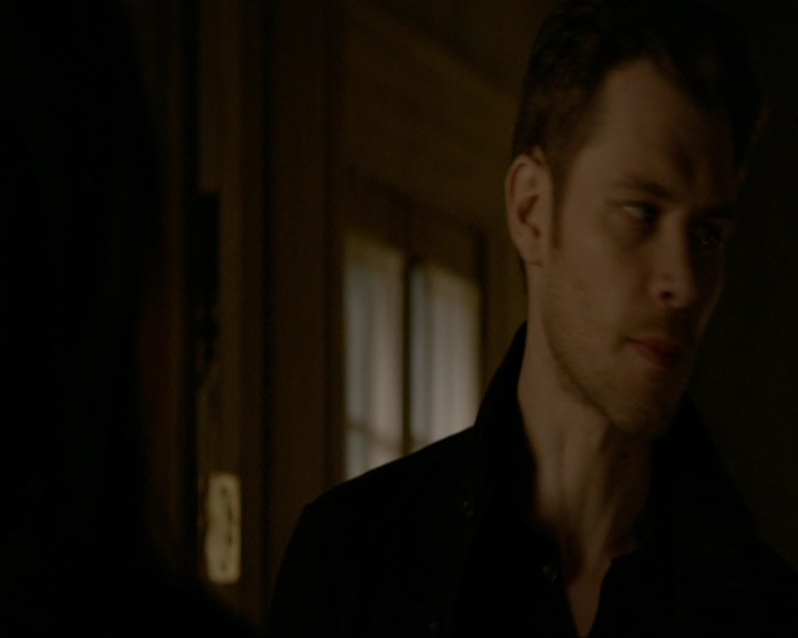 VampireDiariesWorld-dot-nl_TheOriginals4x13TheFeastOfAllSinners0911.jpg