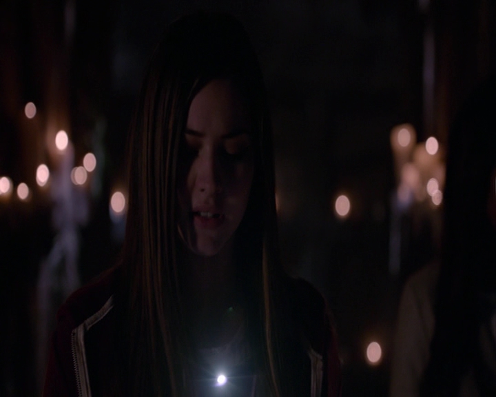VampireDiaries-dot-nl_TheOriginals4x07HighWaterandaDevilsDaughter-deletedscene0061.jpg VampireDiaries-dot-nl_TheOriginals4x07HighWaterandaDevilsDaughter-deletedscene0061.jpg