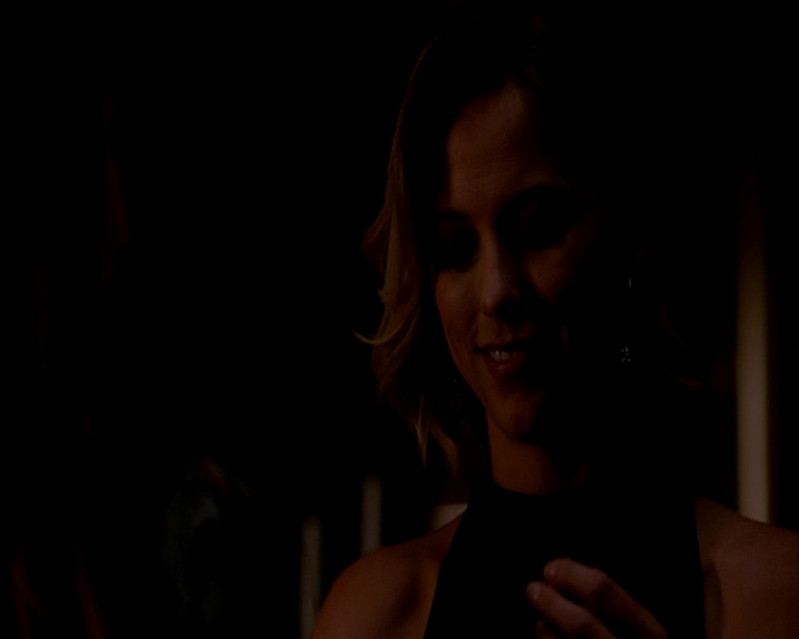 VampireDiaries-dot-nl_TheOriginals4x13TheFeastOfAllSinners-deletedscene0170.jpg