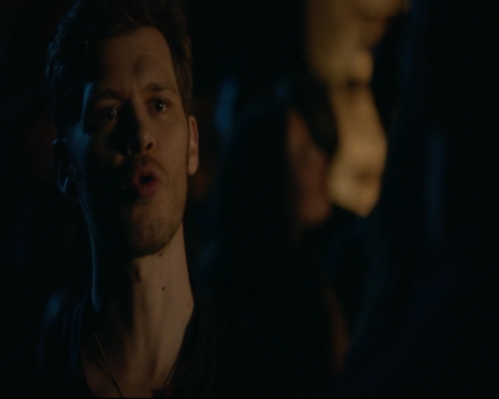 vampirediariesworld-dot-nl_TheOriginals5x01WhereYouLeftYourHeart00008.jpg