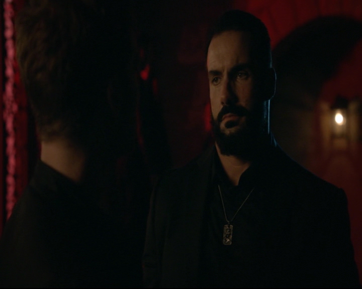 vampirediariesworld-dot-nl_TheOriginals5x01WhereYouLeftYourHeart00024.jpg