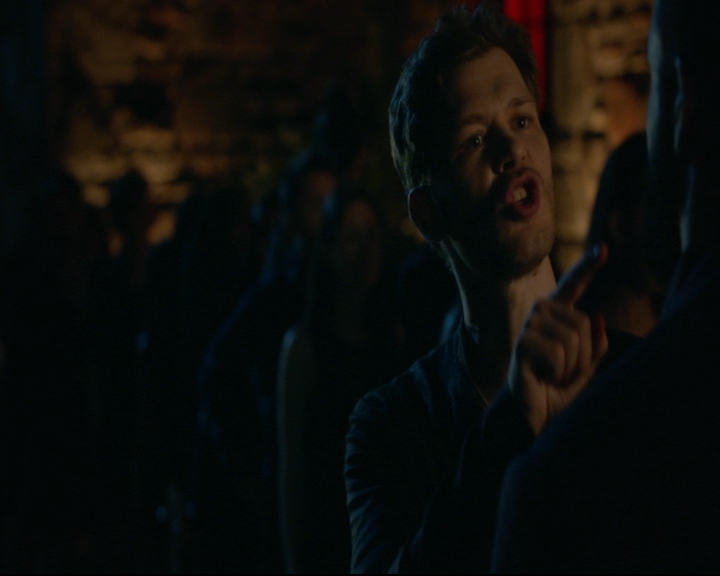 vampirediariesworld-dot-nl_TheOriginals5x01WhereYouLeftYourHeart00027.jpg