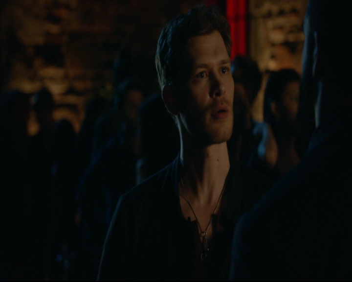 vampirediariesworld-dot-nl_TheOriginals5x01WhereYouLeftYourHeart00041.jpg
