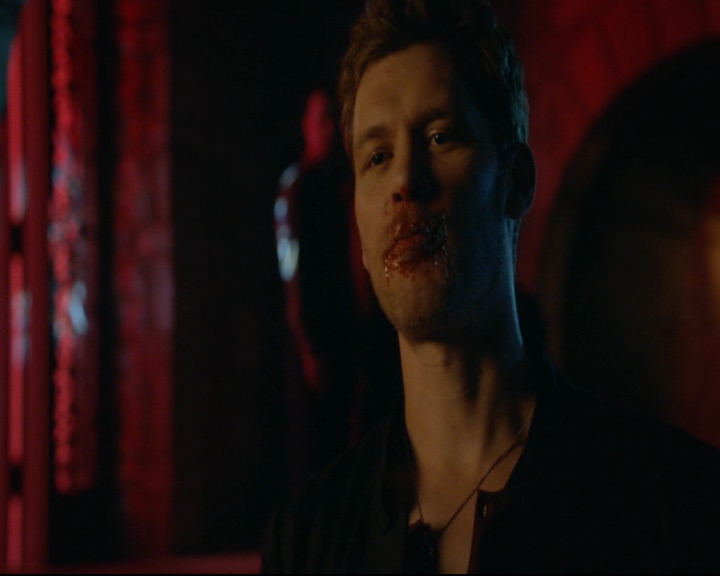 vampirediariesworld-dot-nl_TheOriginals5x01WhereYouLeftYourHeart00061.jpg
