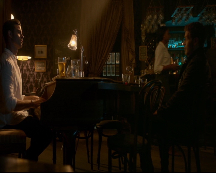 vampirediariesworld-dot-nl_TheOriginals5x01WhereYouLeftYourHeart00764.jpg