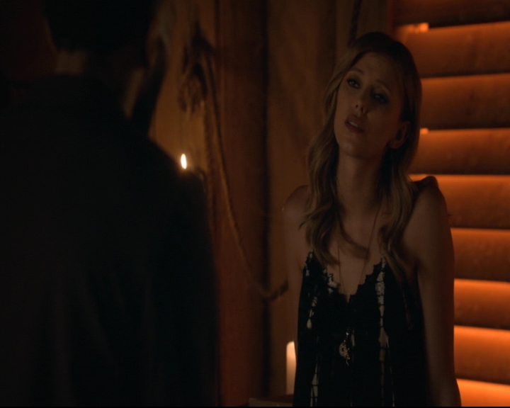vampirediariesworld-dot-nl_TheOriginals5x01WhereYouLeftYourHeart01042.jpg