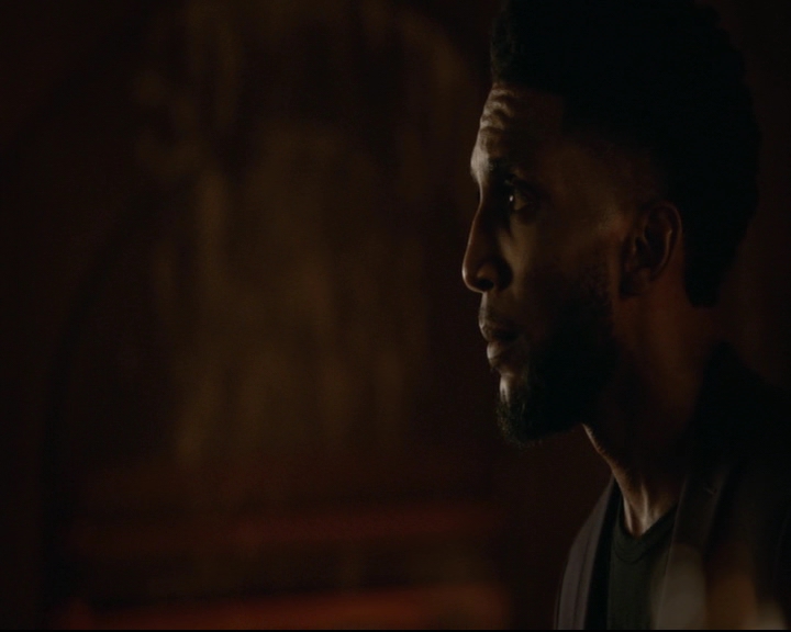 vampirediariesworld-dot-nl_TheOriginals5x01WhereYouLeftYourHeart01059.jpg