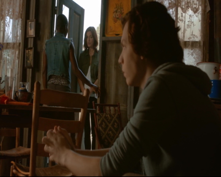 vampirediariesworld-dot-nl_TheOriginals5x01WhereYouLeftYourHeart01300.jpg