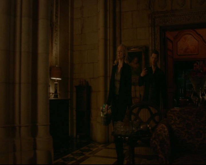 vampirediariesworld-dot-nl_TheOriginals5x01WhereYouLeftYourHeart01946.jpg