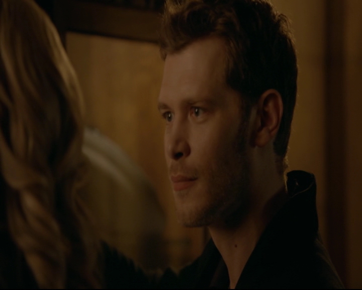 vampirediariesworld-dot-nl_TheOriginals5x01WhereYouLeftYourHeart01980.jpg