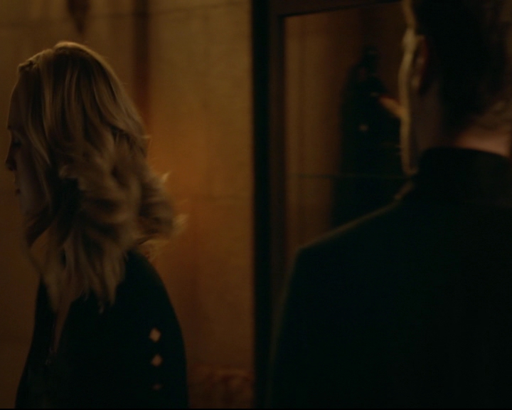 vampirediariesworld-dot-nl_TheOriginals5x01WhereYouLeftYourHeart02028.jpg