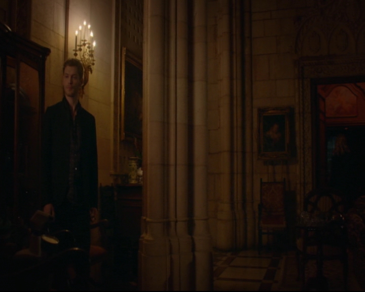 vampirediariesworld-dot-nl_TheOriginals5x01WhereYouLeftYourHeart02066.jpg