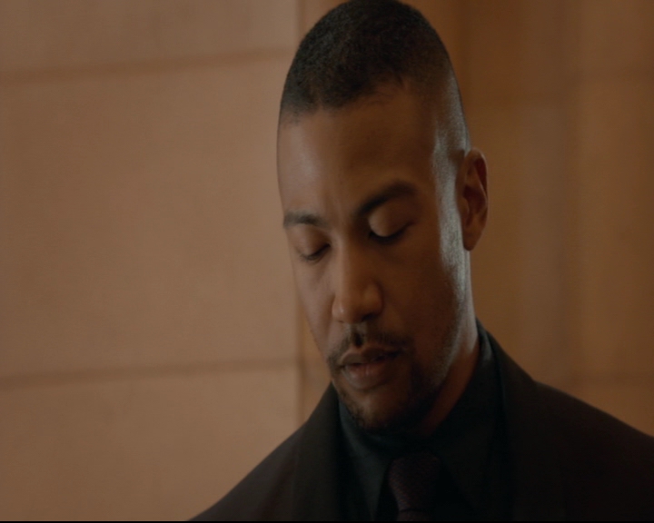 vampirediariesworld-dot-nl_TheOriginals5x01WhereYouLeftYourHeart02134.jpg