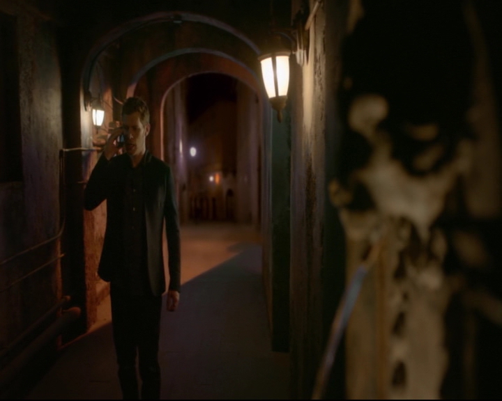 vampirediariesworld-dot-nl_TheOriginals5x01WhereYouLeftYourHeart02269.jpg