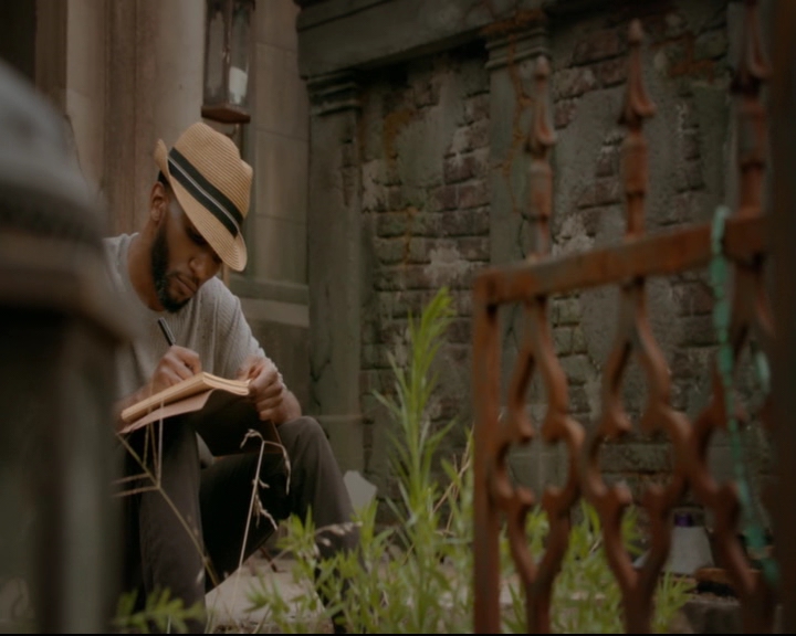 vampirediariesworld-dot-nl_TheOriginals5x01WhereYouLeftYourHeart02297.jpg