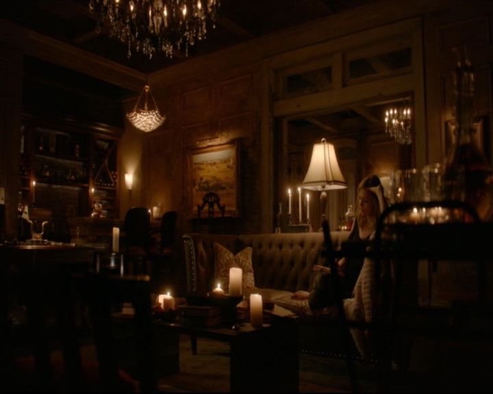 vampirediariesworld-dot-nl_TheOriginals5x02WrongTurnOnBourbon02422.jpg